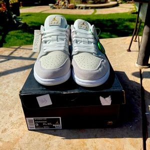 (SOLD) Nike jordan 1 low Paris